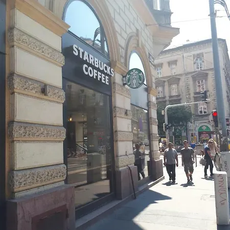Sunset Central - All At Walking Distance! *